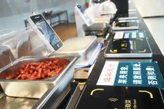 “黑科技”走進校園，來來來，一起到食堂刷臉吃飯！