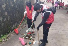 弘揚(yáng)雷鋒精神，社區(qū)清潔我先行！